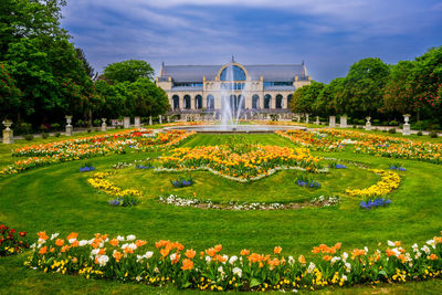Flora is the botanical garden of the city of cologne