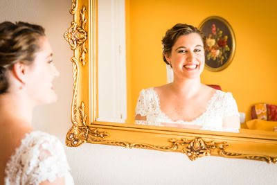 Portrait of a smiling young woman