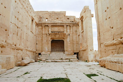 View of old ruin building against sky