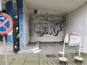 Graffiti on wall of building