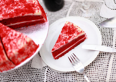 Close-up of cake in plate on table