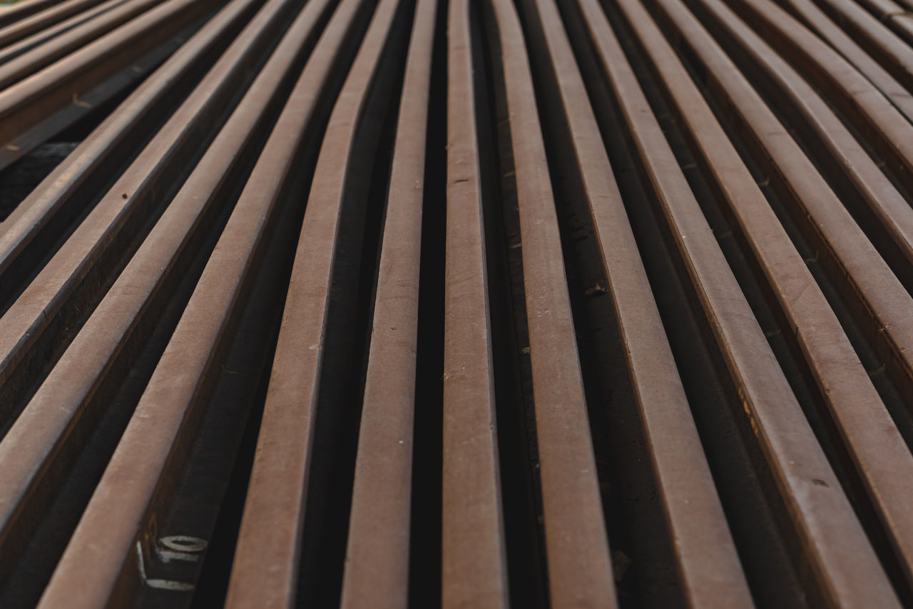 FULL FRAME SHOT OF METAL ROOF