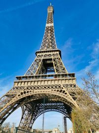 Low angle view of tower eiffel 