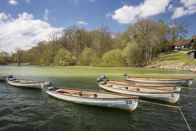 Boats on bewl water reservoir in high weald, kent, uk