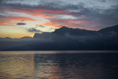 View of lake lucerne at sunrise