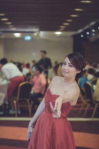 Portrait of a smiling young woman