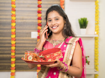 Portrait of a smiling young woman