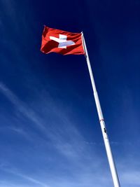 Swiss flag at glacier 3000