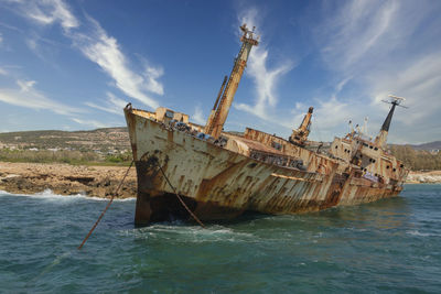 Abandoned boat edro iii
