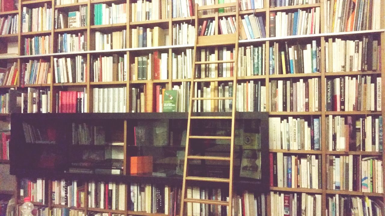 bookshelf, book, shelf, library, indoors, large group of objects, choice, in a row, bookstore, abundance, literature, no people, education, arrangement, day