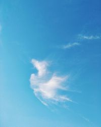 Low angle view of vapor trail in sky