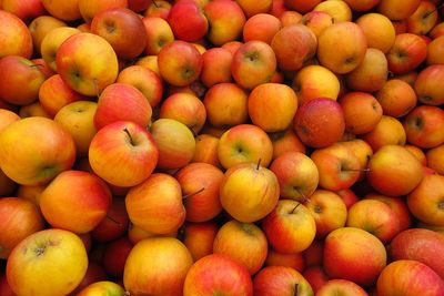 Full frame shot of oranges at market stall