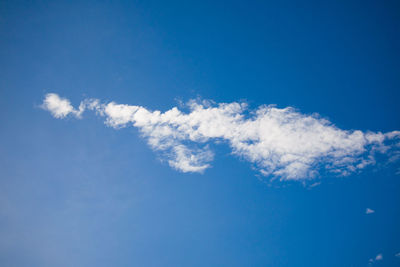 Low angle view of vapor trail in sky