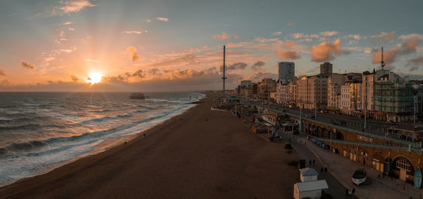 Beautiful brighton beach view. magical sunset and stormy weather in brighton