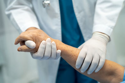 Close-up of human hand