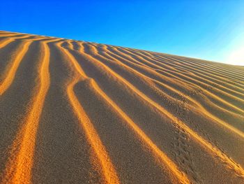 Pattern waves in sunny day