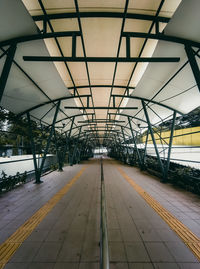 Empty subway