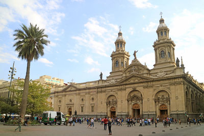 Metropolitan cathedral of santiago faces plaza de armas square of santiago capital city of chile