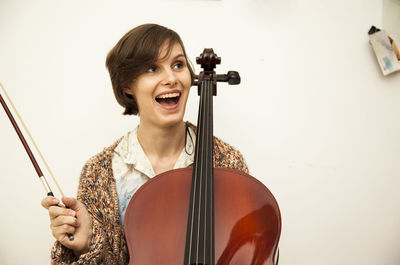 Portrait of a smiling young woman