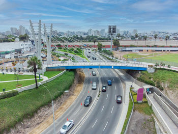 Aerial view of la amistad bridge that connects the districts of miraflores and san isidro in lima
