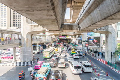 Traffic on road in city