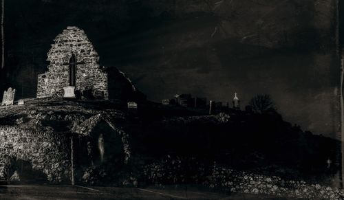 Panoramic view of temple against sky
