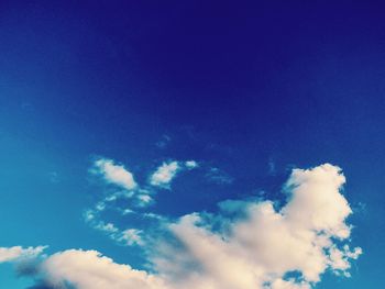 Low angle view of cloudy sky