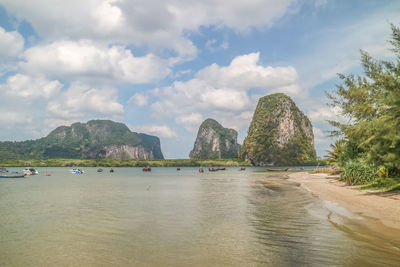 Panoramic view of bay against sky