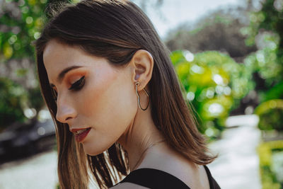 Close-up portrait of young woman
