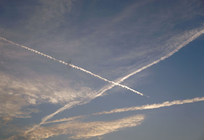 Low angle view of vapor trail in sky