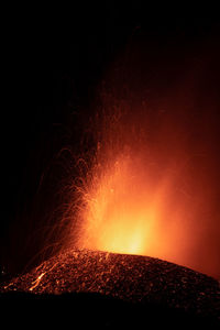 Volcano eruption on cumbre vieja, la palma island, canary islands