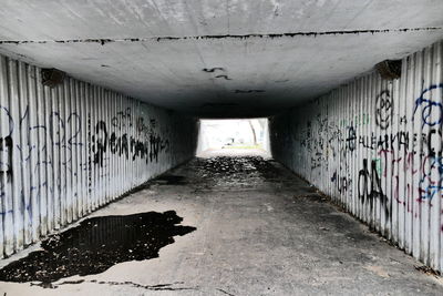 Graffiti on tunnel
