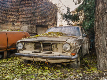 Abandoned car