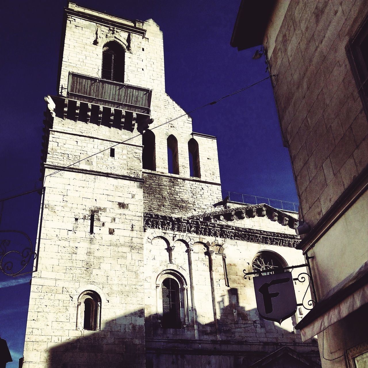 Nimes cathédrale Sun vacance