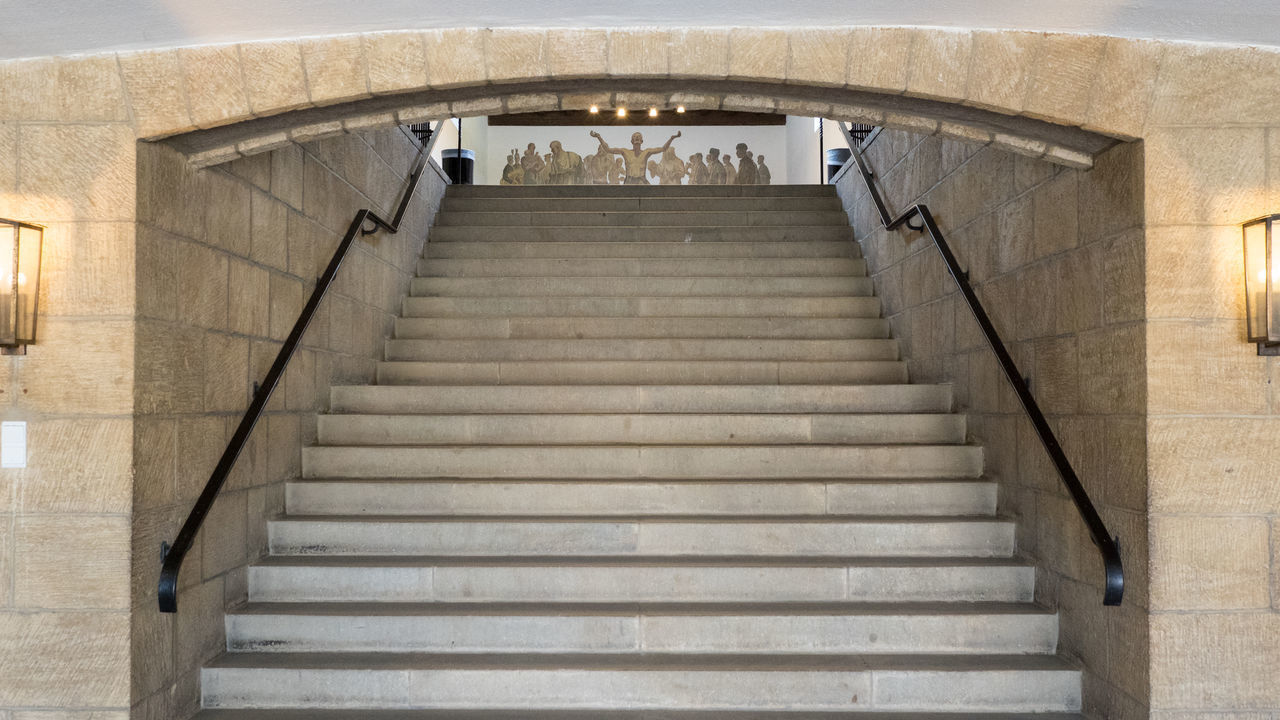 LOW ANGLE VIEW OF STAIRCASE