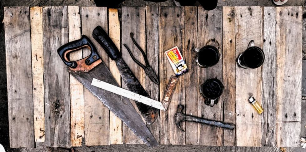 wood - material, no people, directly above, tool, day, indoors, hand tool, plank, work tool, hammer, close-up, old, high angle view, group of objects, still life, metal, equipment, art and craft, food and drink, variation