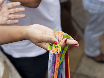 Faithful celebrate the last friday of the year at senhor do bonfim church.