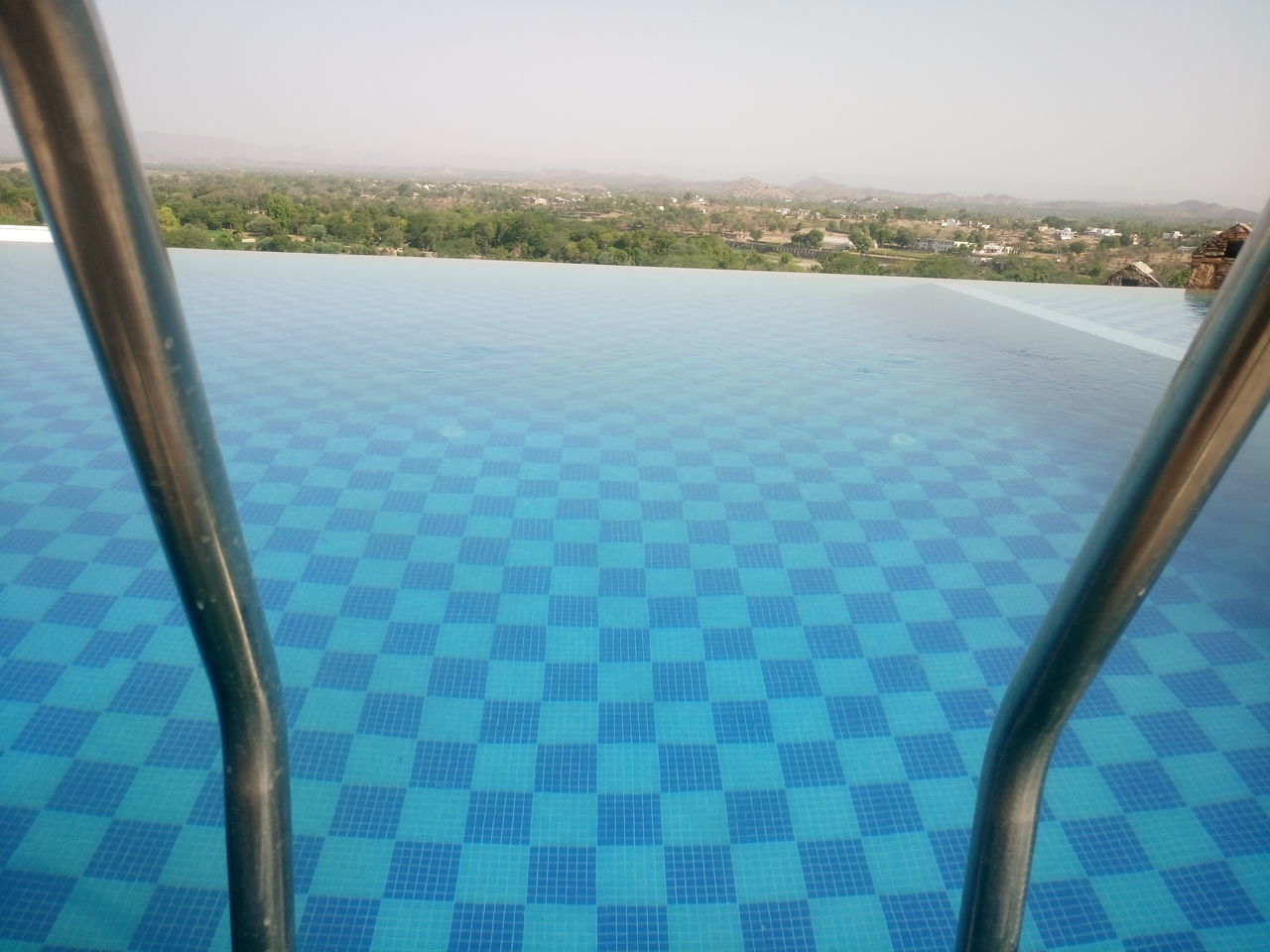 CLOSE-UP OF SWIMMING POOL