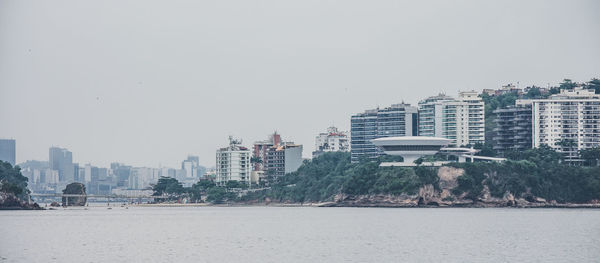 The contemporary art museum of niterói-rj is a project by brazilian architect oscar niemeyer