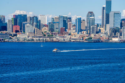 A view of elliottt bay and the seattle skyline.