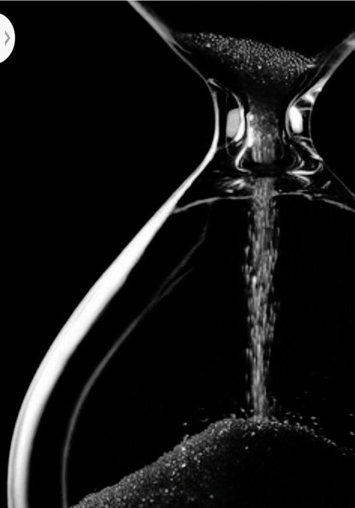 close-up, water, reflection, studio shot, metal, part of, motion, no people, indoors, detail, shiny, copy space, purity, drop, hanging, transparent, clear sky, cropped, splashing