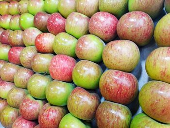 Full frame shot of apples