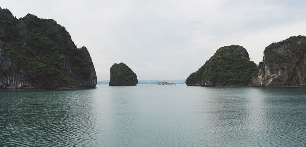 Panoramic view of sea against sky