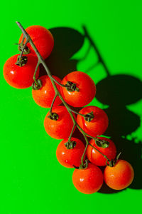 Close-up of red cherries