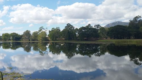 Panoramic view of lake against sky