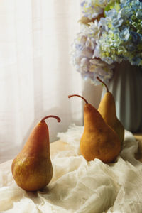 Close-up of apple on the table