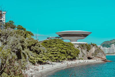 The contemporary art museum of niterói-rj is a project by brazilian architect oscar niemeyer