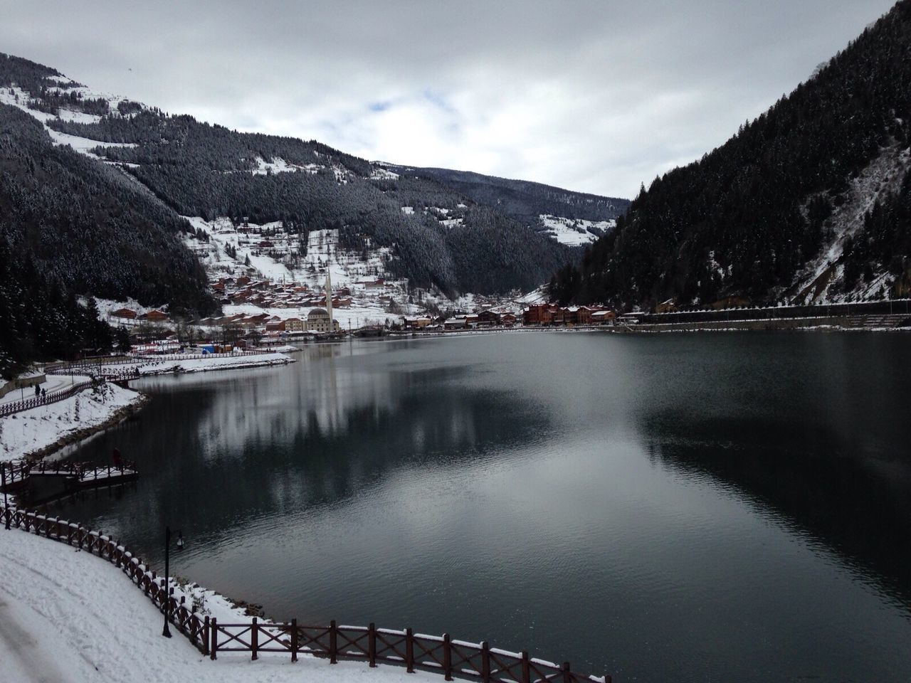 mountain, water, mountain range, tranquil scene, lake, scenics, tranquility, beauty in nature, sky, winter, reflection, tree, cold temperature, nature, snow, season, river, idyllic, cloud - sky, snowcapped mountain