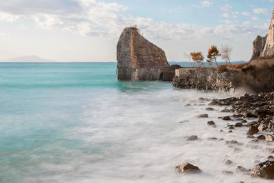 View of sorrento coast rocks