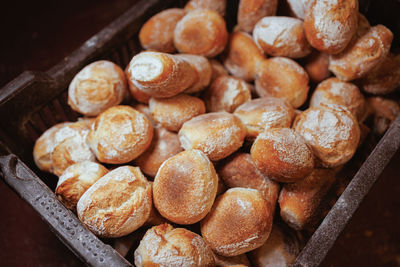 Many fresh baked bun breads